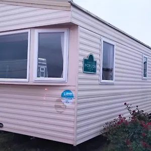Seascape - Blue Dolphin Holiday park Gristhorpe